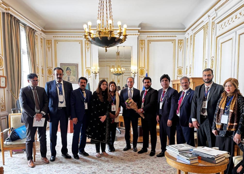 Ambassador Asim Iftikhar Welcomes Pakistan Trade Delegation to Paris, Highlights Women's Role