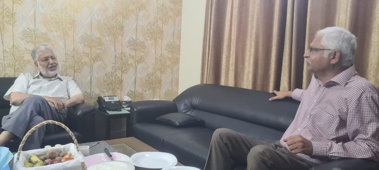 Vice Chancellor, BBSUL Meets HEC Chairman at Karachi Regional Office to Discuss Higher Education Reforms